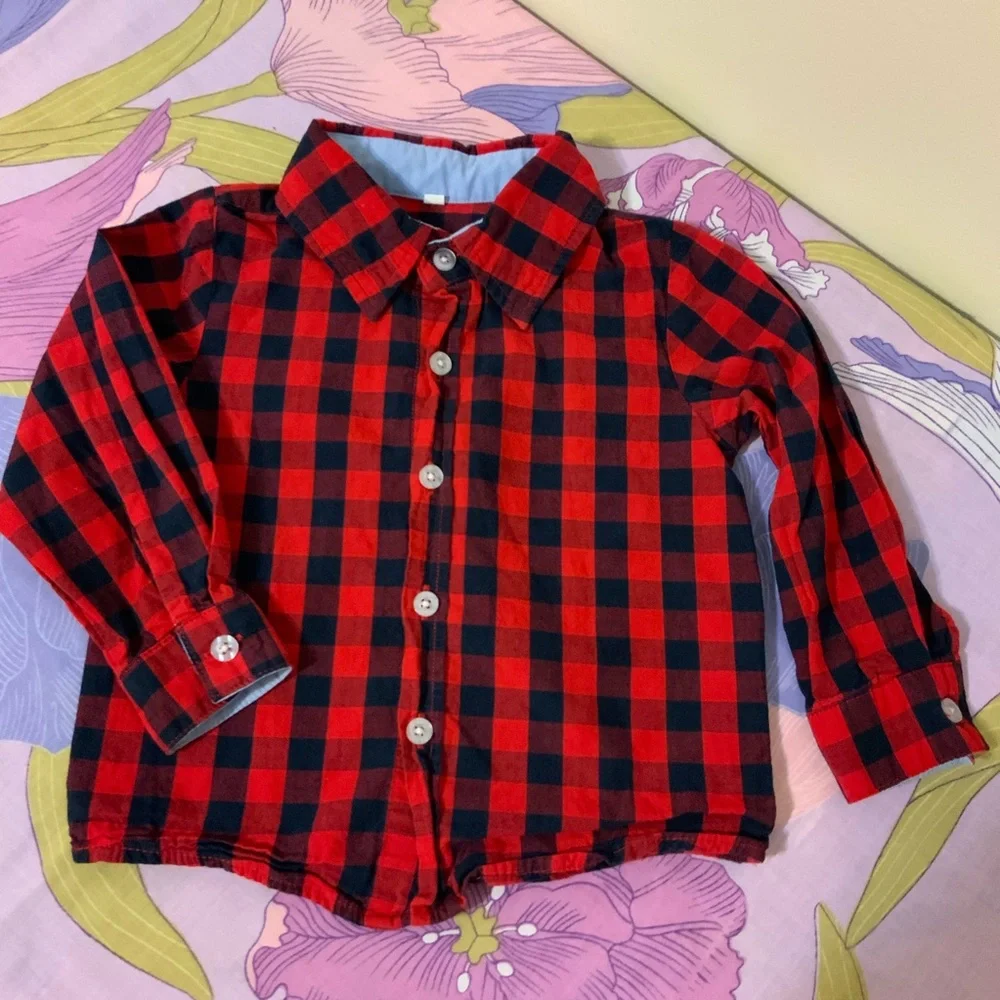 Like New Lot 6 Pc Boy Clothes Carter’s Toddlers
